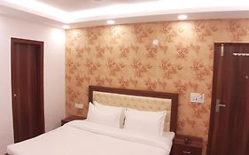 Triom Hotel